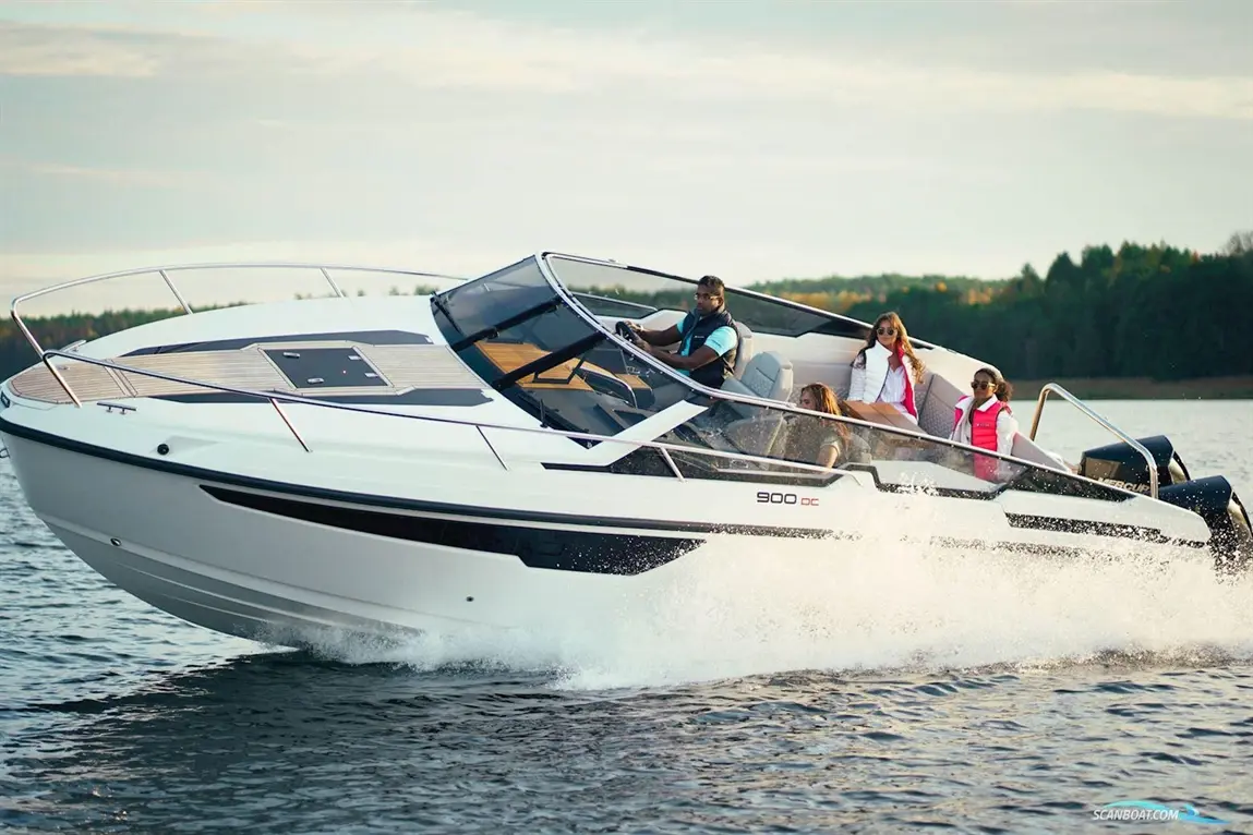Family enjoying a speedboat ride on a lake, with children wearing life jackets and capturing a sunny day on the water.